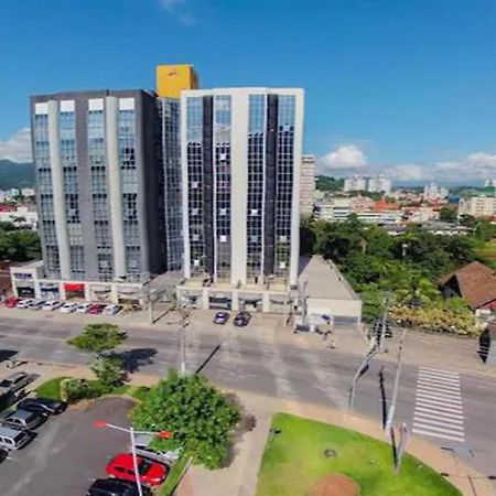 Villa Saint Sebastian Flat 716 - Com Hidro! Ate 3 Pessoas, Duplex, No Centro Jaraguá do Sul Exterior foto